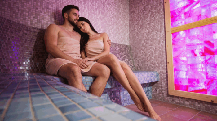 Valentínska romantika vo dvojici v termáloch