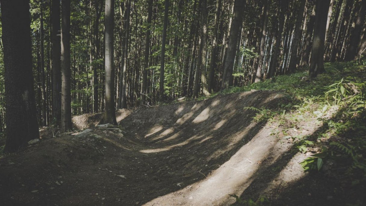 Bikepark Vrátna Paseky 1 Autor: Vrátna Malá Fatra Zdroj: https://slovenskycestovatel.sk/item/bike-park-vratna-paseky