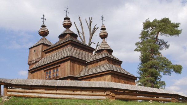 Chrám sv. Mikuláša 5 Zdroj: https://slovenskycestovatel.sk/item/chram-sv-mikulasa-bodruzal Chrám sv. Mikuláša 5 Zdroj: https://slovenskycestovatel.sk/item/chram-sv-mikulasa-bodruzal