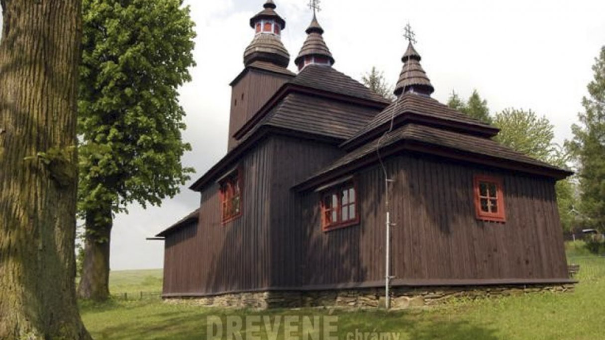 Chrám sv. Michala archanjela Šemetkovce 1 Zdroj: http://www.drevenechramy.sk/drevene-chramy/svidnik-a-okolie/semetkovce/