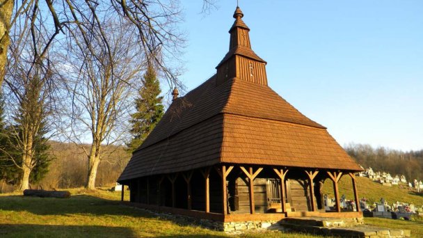 Kostol sv. Michala archanjela Topoľa 4 Kostol sv. Michala archanjela Topoľa 4