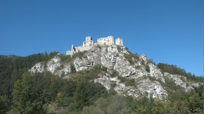 Hrad Strečno