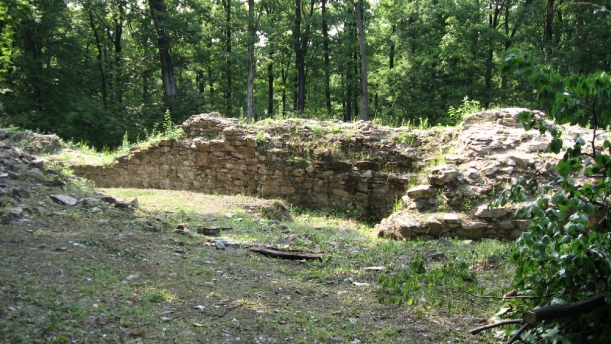 Okrúhla veža Košického hradu Autor: Bubamara Zdroj: https://sk.wikipedia.org/wiki/Ko%C5%A1ick%C3%BD_hrad#/media/S%C3%BAbor:Ko%C5%A1ick%C3%BD_hrad_15.JPG