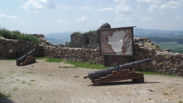 Šarišský hrad Autor: hrady-zamky.sk Zdroj: https://www.hrady-zamky.sk/obrazky/sarissky-hrad/sarissky-hrad17.jpg Šarišský hrad Autor: hrady-zamky.sk Zdroj: https://www.hrady-zamky.sk/obrazky/sarissky-hrad/sarissky-hrad17.jpg