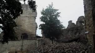 viniansky hrad 4 Autor: hrady-zamky.sk Zdroj: https://www.hrady-zamky.sk/obrazky/viniansky-hrad/viniansky-hrad23.jpg