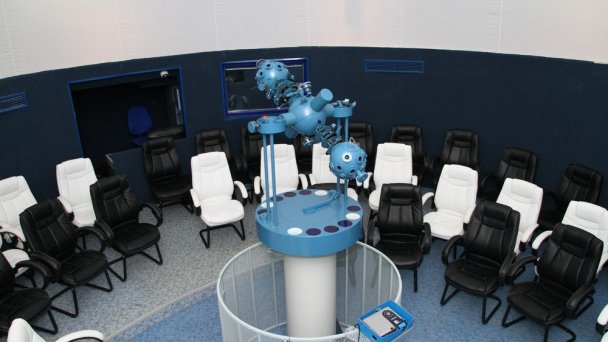 Astronomické observatórium na Kolonickom sedle 8 Zdroj: http://www.astrokolonica.sk/wp-content/uploads/2018/08/img_8986.jpg Astronomické observatórium na Kolonickom sedle 8 Zdroj: http://www.astrokolonica.sk/wp-content/uploads/2018/08/img_8986.jpg