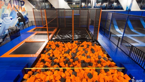 JUMP FUN - viac ako 100 atrakcií pre všetky vekové kategórie 13 JUMP FUN - viac ako 100 atrakcií pre všetky vekové kategórie 13