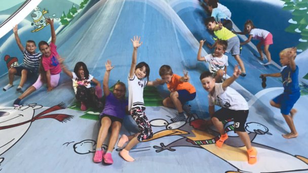 JUMP FUN - viac ako 100 atrakcií pre všetky vekové kategórie 2 JUMP FUN - viac ako 100 atrakcií pre všetky vekové kategórie 2