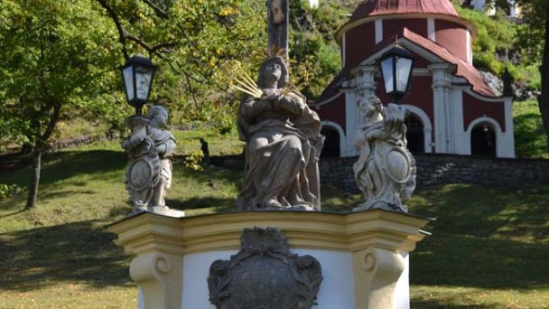Kalvária Banská Štiavnica 2 Zdroj: https://sk.wikipedia.org/wiki/Kalv%C3%A1ria_(Bansk%C3%A1_%C5%A0tiavnica) Kalvária Banská Štiavnica 2 Zdroj: https://sk.wikipedia.org/wiki/Kalv%C3%A1ria_(Bansk%C3%A1_%C5%A0tiavnica)