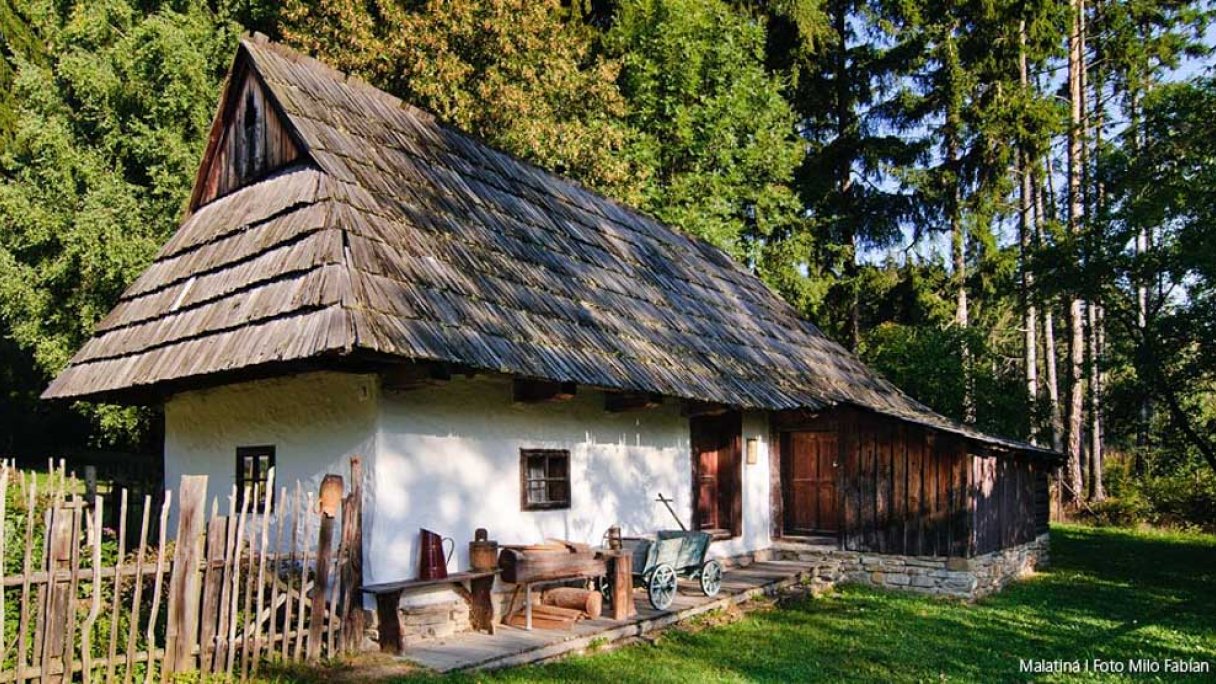 Skanzen Jahodnícke háje, Múzeum slovenskej dediny 1 Zdroj: http://www.skanzenmartin.sk/index.html