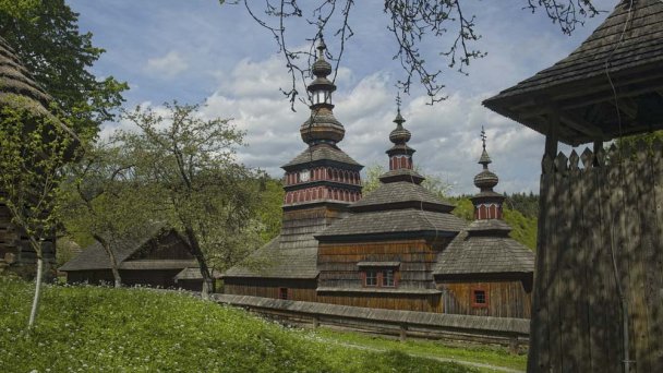 Skanzen a Múzeum ľudovej architektúry - Šarišské múzeum Bardejov 2 Zdroj: http://www.severovychod.sk Skanzen a Múzeum ľudovej architektúry - Šarišské múzeum Bardejov 2 Zdroj: http://www.severovychod.sk