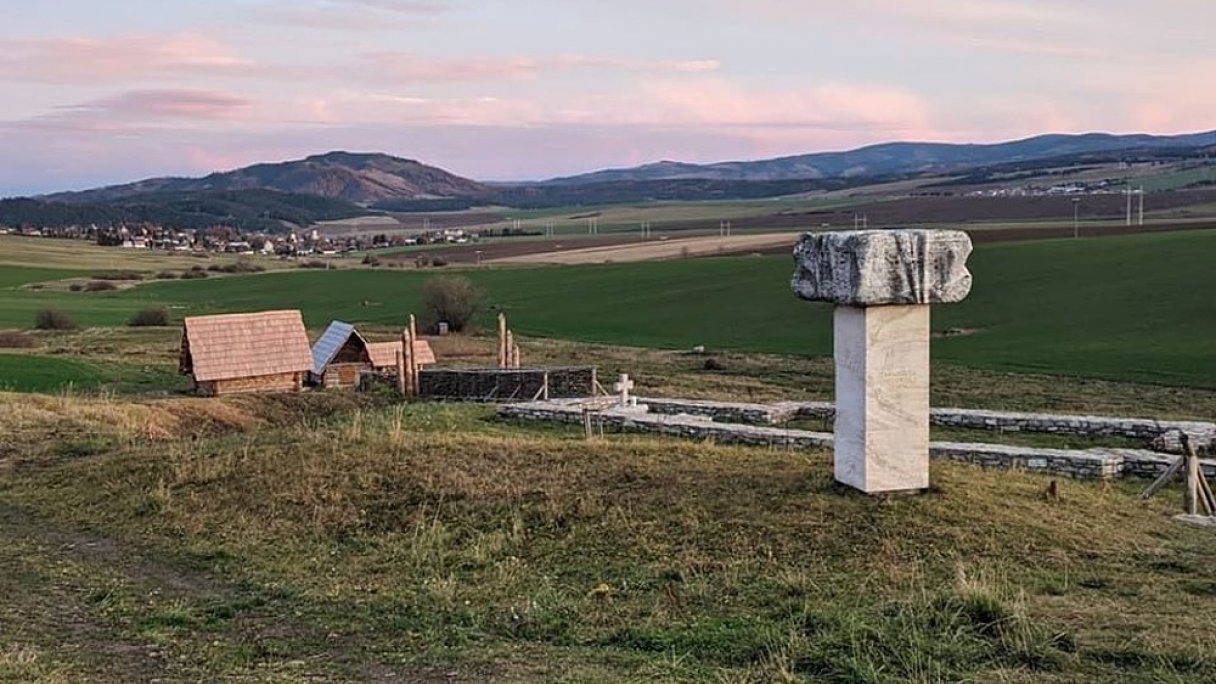 Archeologické nálezisko Šoldov Autor: Marecek5 Zdroj: https://upload.wikimedia.org/wikipedia/commons/f/f2/Soldov_titulka.jpg