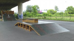 Skatepark Lučenec 2 Autor: Tomáš Kvak Zdroj: http://www.boardlife.sk/sk/skateboard/skatepark/skatepark-lucenec