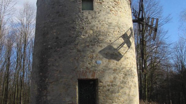 Historický veterný mlyn v Holíči 5 Autor: Lýdia Theinerová Zdroj: https://slovenskycestovatel.sk/item/veterny-mlyn-holic Historický veterný mlyn v Holíči 5 Autor: Lýdia Theinerová Zdroj: https://slovenskycestovatel.sk/item/veterny-mlyn-holic
