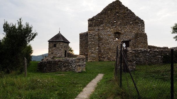 Husitský kostolík v Lúčke Autor: David Raška Zdroj: https://upload.wikimedia.org/wikipedia/commons/6/6b/L%C3%BA%C4%8Dka1.jpg Husitský kostolík v Lúčke Autor: David Raška Zdroj: https://upload.wikimedia.org/wikipedia/commons/6/6b/L%C3%BA%C4%8Dka1.jpg