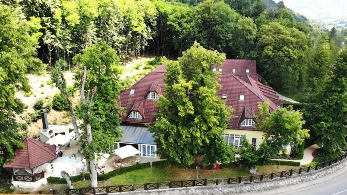 Park hotel na Baračke **** Trenčianske Teplice Dočasne zatvorený 1 Park hotel na Baračke **** Trenčianske Teplice Dočasne zatvorený 1