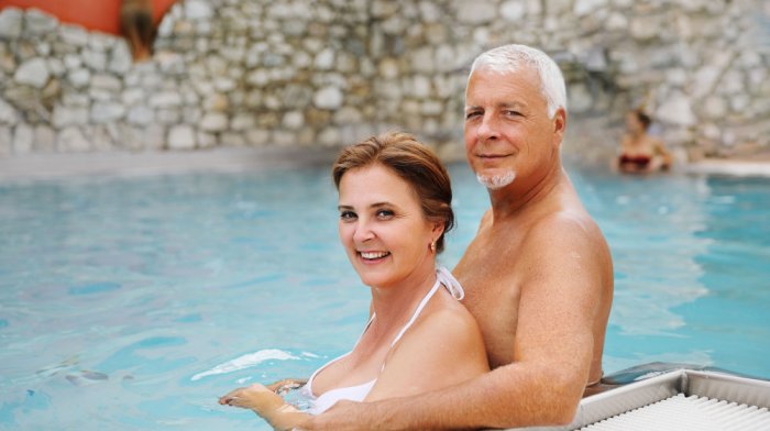 Pobyt Senior s balíčkom služieb za zvýhodnenú cenu - liečivý oddych a zaslúžený relax v kúpeľoch