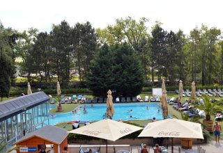 Piešťanský all inclusive – pobyt s bazénmi pre páry aj rodiny v hoteloch Grand a Splendid