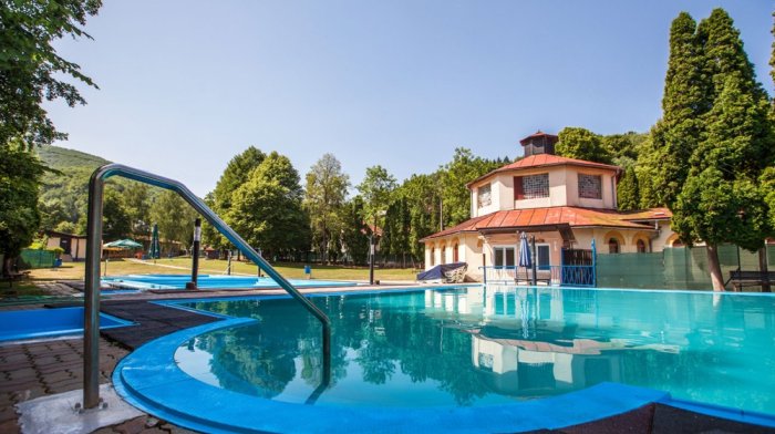 Liečivý dotyk pokoja: Wellness pobyt s jogou, dychovými cvičeniami a plnou penziou