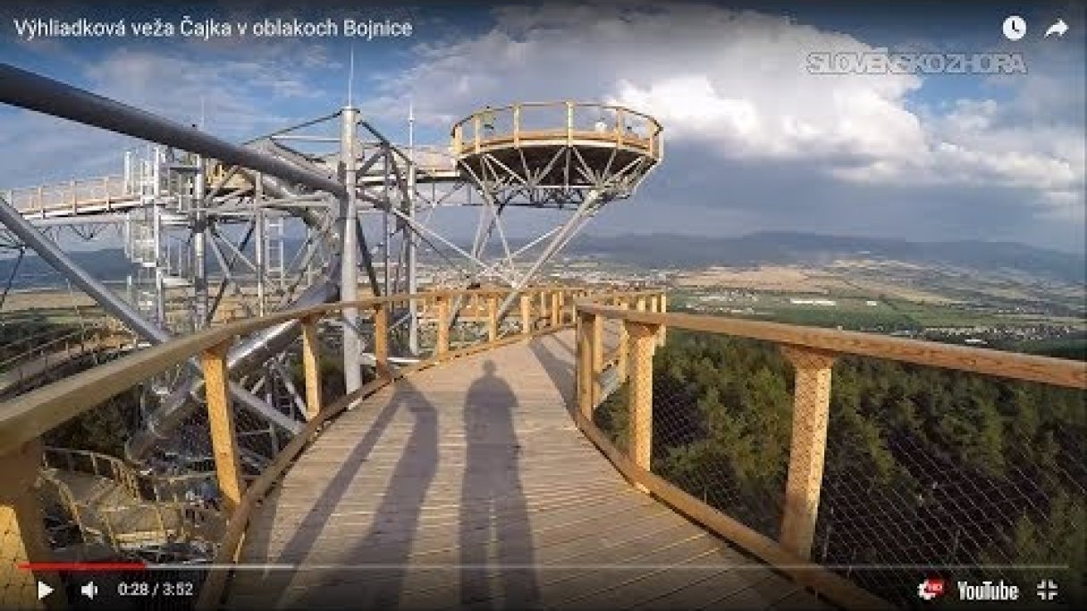 Výhliadková veža Čajka v oblakoch - Bojnice Autor: SLOVENSKO ZHORA Zdroj: https://www.youtube.com/@SLOVENSKO-ZHORA Výhliadková veža Čajka v oblakoch - Bojnice Autor: SLOVENSKO ZHORA Zdroj: https://www.youtube.com/@SLOVENSKO-ZHORA