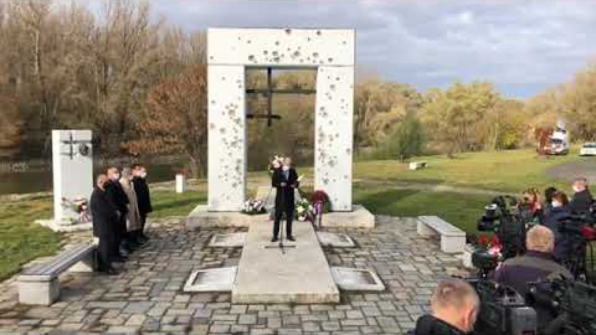 Pietna spomienka na obete komunistického režimu 17. 11. 2020 Autor: Konfederácia politických väzňov Slovenska Zdroj: https://www.youtube.com/@konfederaciapolitickychvaz7837