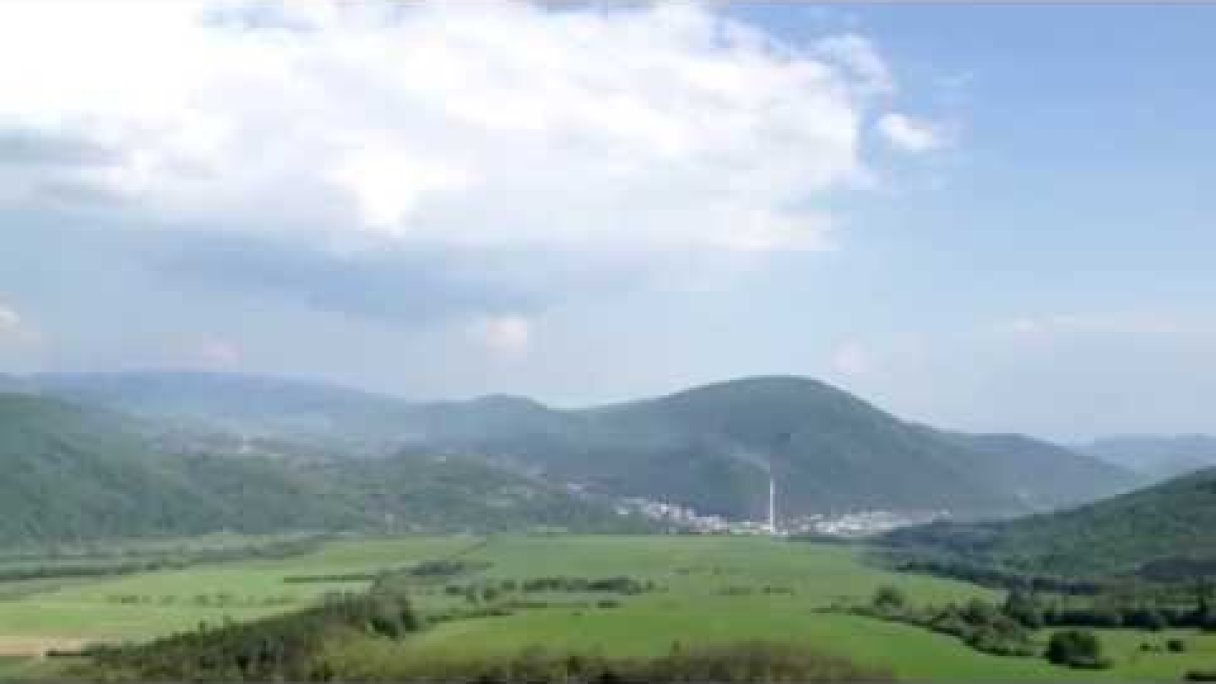 Tekovská Breznica HRAD Autor: Peter Sls Zdroj: https://www.youtube.com/@petersls4788