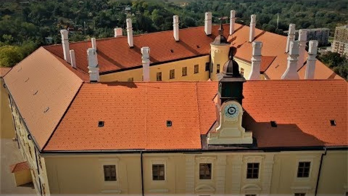 Zámok Hlohovec Autor: Martin Majtán Zdroj: https://www.youtube.com/@martinmajtan4091 Zámok Hlohovec Autor: Martin Majtán Zdroj: https://www.youtube.com/@martinmajtan4091