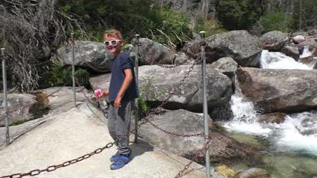 Vysoké Tatry - Vodopády studeného potoka, Hrebienok Autor: bublinkajenda Zdroj: https://www.youtube.com/@bublinkajenda Vysoké Tatry - Vodopády studeného potoka, Hrebienok Autor: bublinkajenda Zdroj: https://www.youtube.com/@bublinkajenda