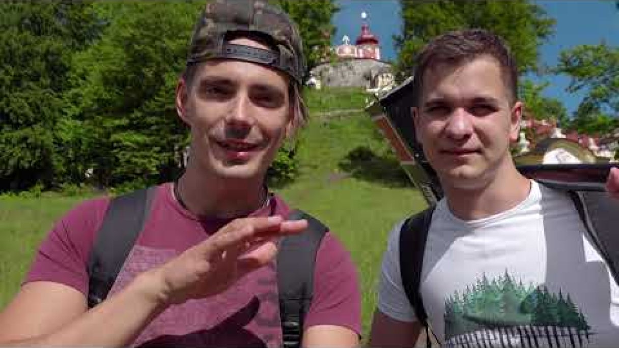 Vesmírne Krásy Slovenska - Kalvária Banská Štiavnica Autor: S Hudbou Vesmírnou Zdroj: https://www.youtube.com/@SHudbouVesmirnou Vesmírne Krásy Slovenska - Kalvária Banská Štiavnica Autor: S Hudbou Vesmírnou Zdroj: https://www.youtube.com/@SHudbouVesmirnou