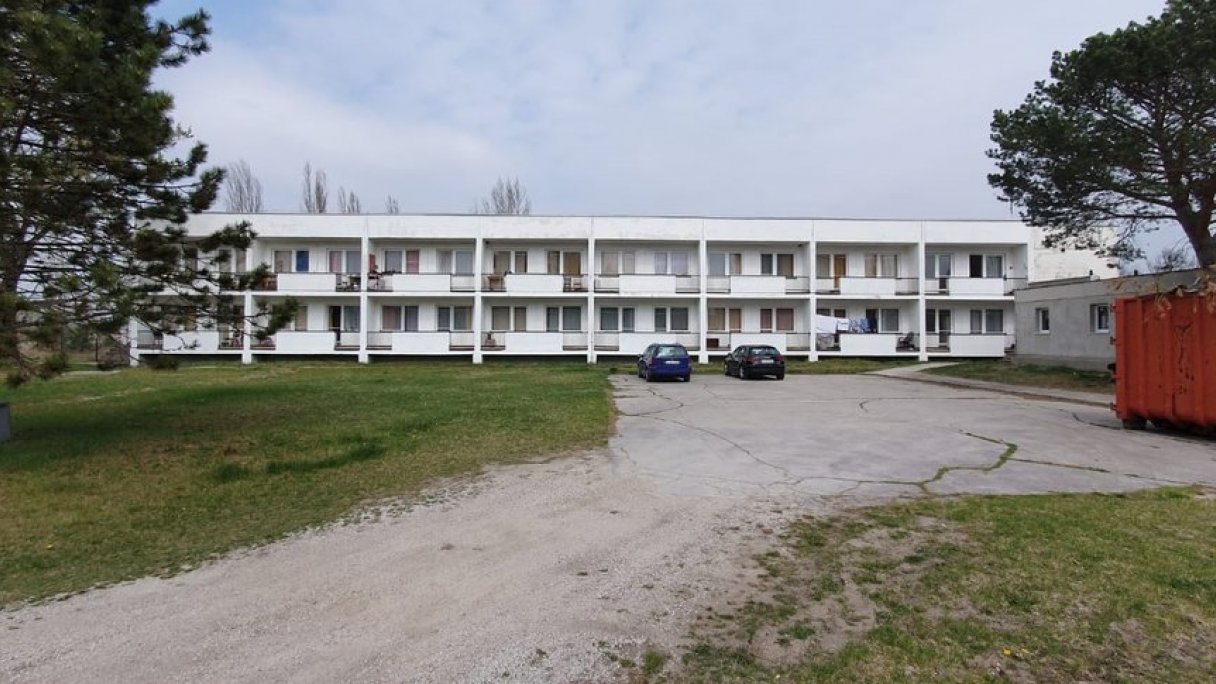 Ubytovňa Karpatia Šaštín - Stráže 1 Ubytovňa Karpatia Šaštín - Stráže 1