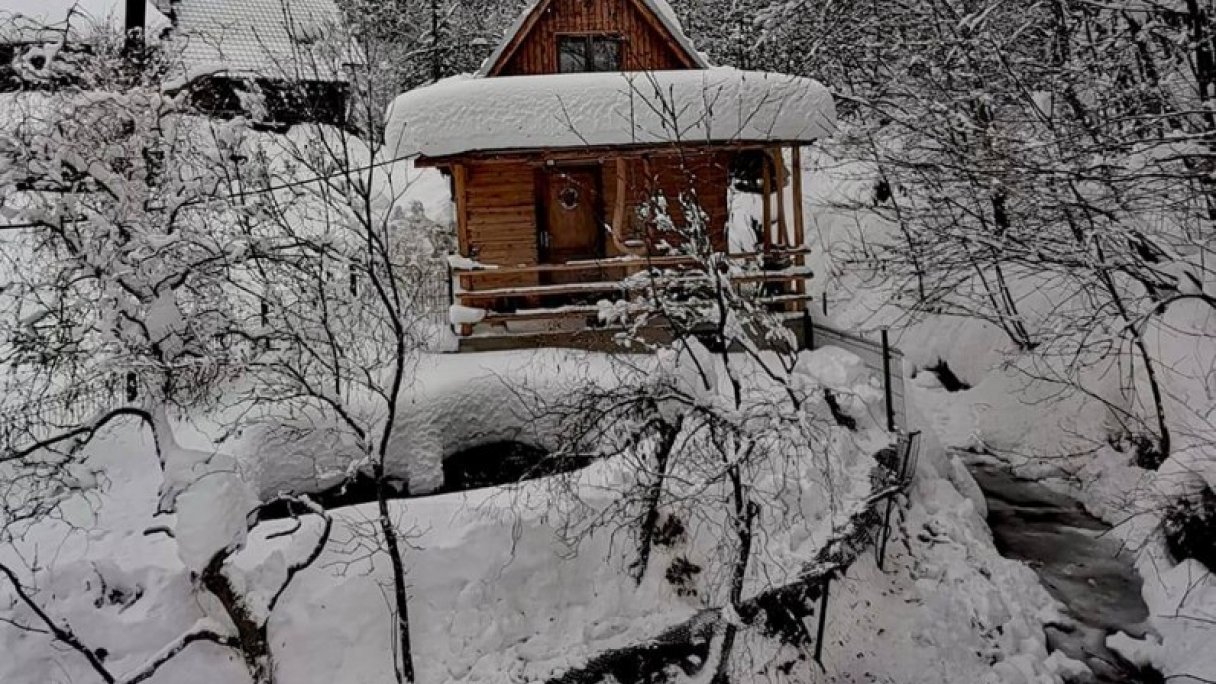 Chata Včelín a Vyhňa Nová Bystrica 1